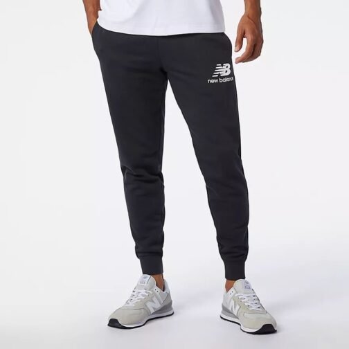 MP03558-BK NB ESSENTIALS STACKED LOGO SWEATPANT NEWBALANCE HOMME